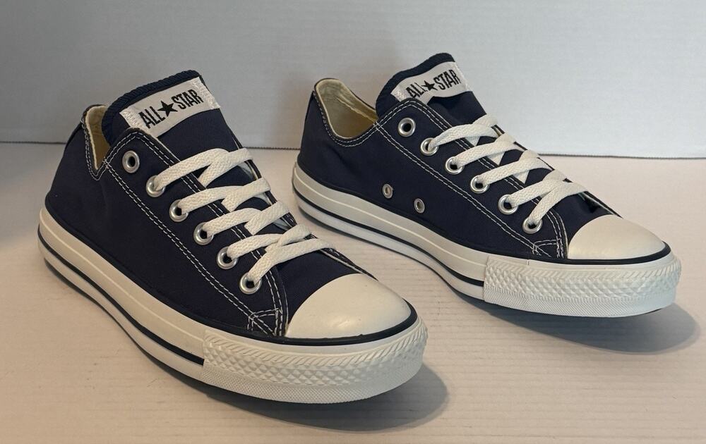 Converse Chuck Taylor All Star Low Top Shoes M9697 - Navy 6M 8W NEW NIB